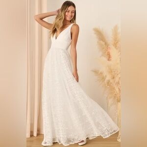 Lulus Sweetest Beloved White Mesh Embroidered Sleeveless Maxi Dress Sz Lg NWOT